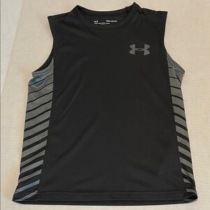 Under Armour Size YSM Black and Gray Athletic Tank, Heat gear, loose fit